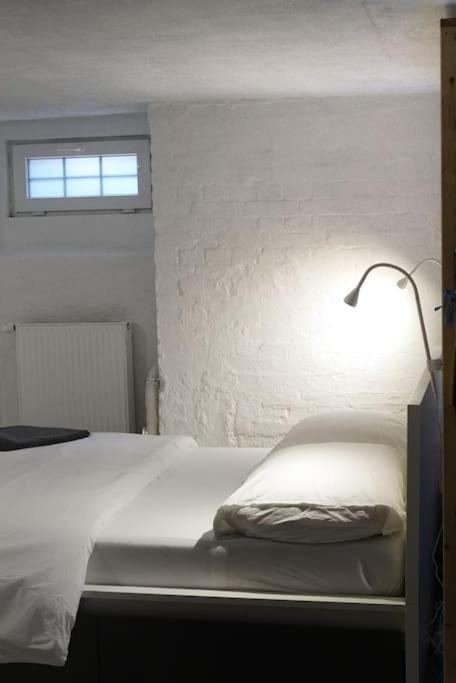 Central, Cozy & Beautiful Designed 2-Rooms Apt. Near River เบอร์ลิน ภายนอก รูปภาพ