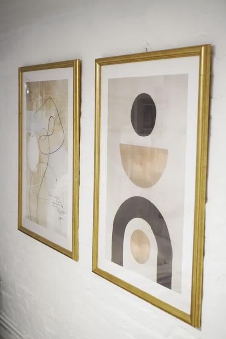 Central, Cozy & Beautiful Designed 2-Rooms Apt. Near River เบอร์ลิน ภายนอก รูปภาพ