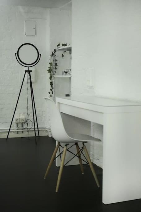 Central, Cozy & Beautiful Designed 2-Rooms Apt. Near River เบอร์ลิน ภายนอก รูปภาพ